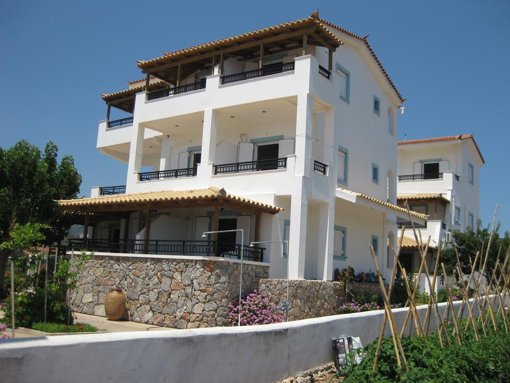 Hotel Maravelias House Arcangelo Esterno foto